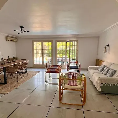 Villa Avec Piscine - Route Des Plages